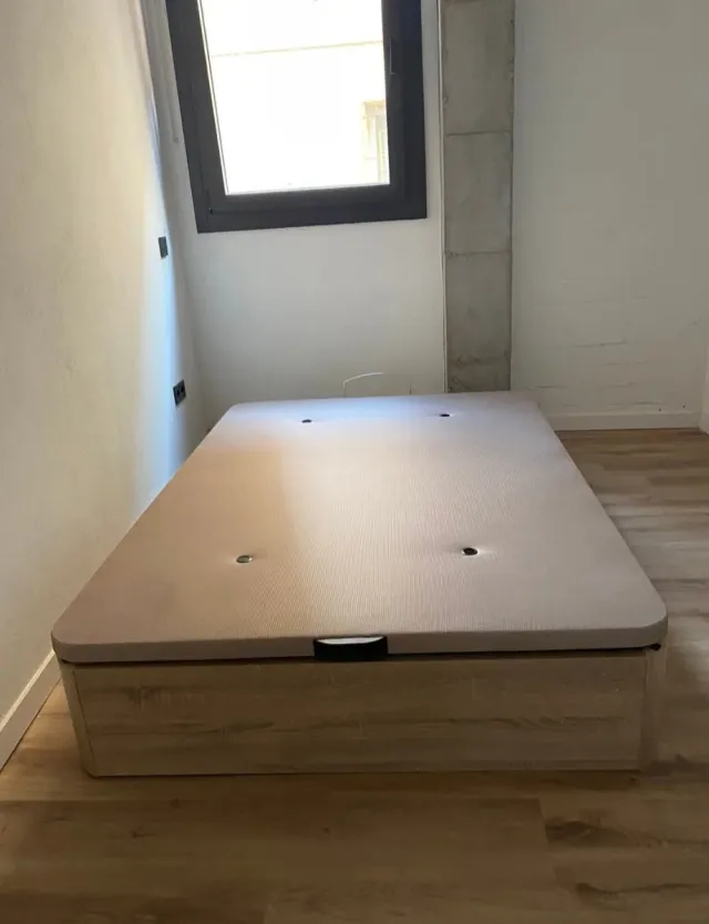 Canapé abatible con colchón y cabezal