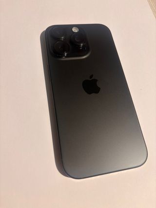 iPhone 16 Pro 128GB Gris Espacial - Negociable