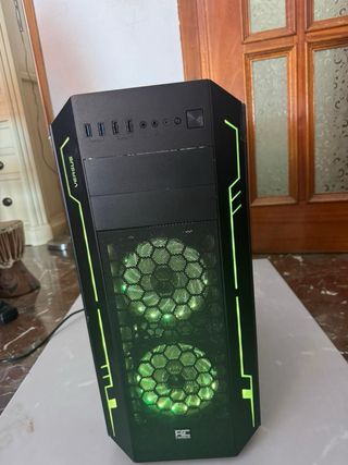 Caja PC Profesional Gaming RGB