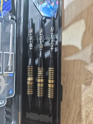 Juego Dardos Profesional Estuche