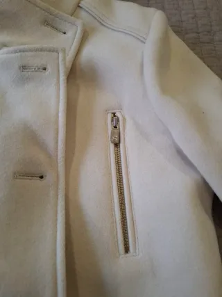 Abrigo Salsa Beige crema