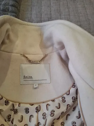 Abrigo Salsa Beige crema