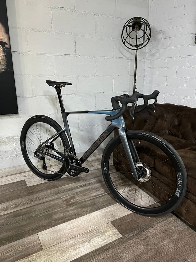 Bicicleta de carretera Cannondale