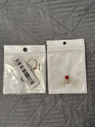 Conjunto infantil: anillo y collar