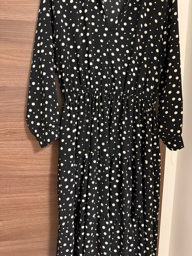 Abito Bay pois nero con cintura