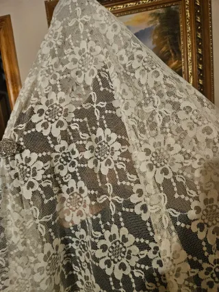 Mantilla grande encaje blanco 240x120cm