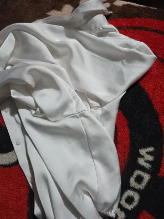 Stradivarius XS Camisa Blanca Satinada