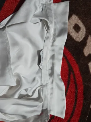 Stradivarius XS Camisa Blanca Satinada