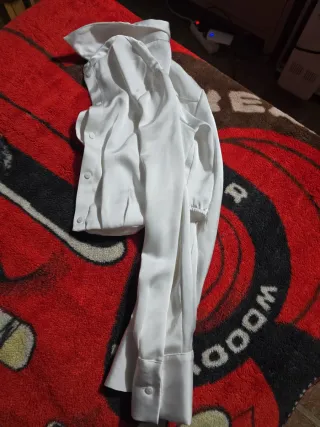 Stradivarius XS Camisa Blanca Satinada