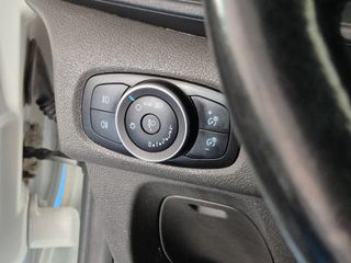 Ford Transit Custom Kombi 2.0 TDCI 77kW 320 L1 Ambiente