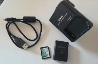 Cámara Nikon D5200 + Accesorios