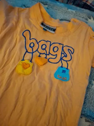 Camiseta infantil Bags con bolsos
