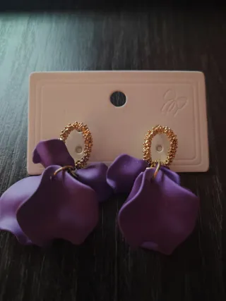 Pendientes y anillo sin estrenar