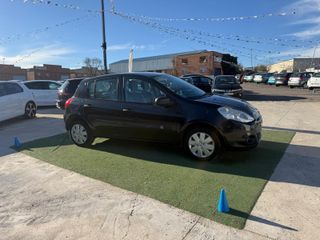 Renault Clio 2010