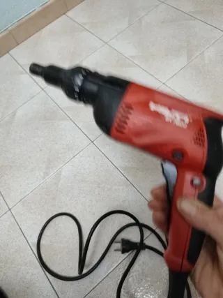 Atornillador Hilti ST1800 Rosca Chapa