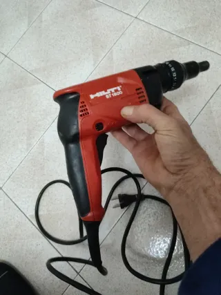 Atornillador Hilti ST1800 Rosca Chapa