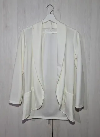 Blazer blanco talla M