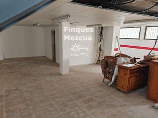 Local comercial en venta en Segur de Calafell en Calafell