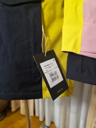 Chaqueta de esquí Burton rosa y amarilla