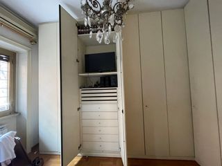 Armadio angolare bianco ghiaccio