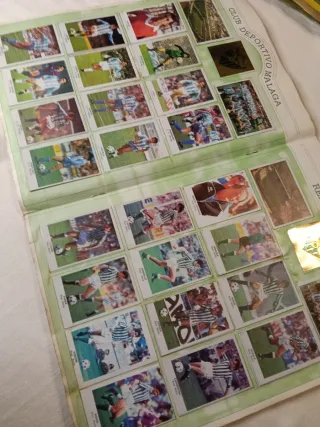 Álbum Fútbol 84 Colección 1ª División Faltan 3