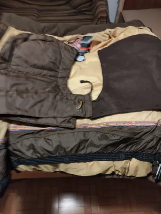 Chaqueta Burton Marrón