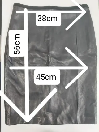 Falda de piel Massimo Dutti Negra Talla 42