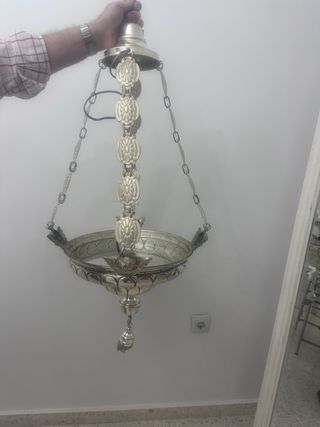 Lámpara colgante de metal y cristal