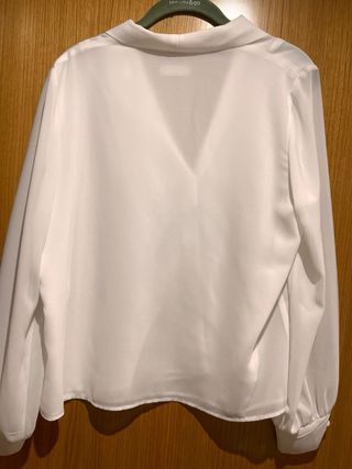 Blusa blanca Bimani Talla M no arruga nueva