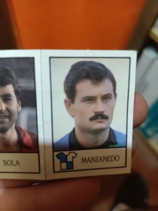 Cromos de fútbol Sola y Manzanedo