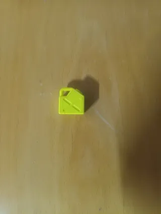 Playmobil garrafa amarilla