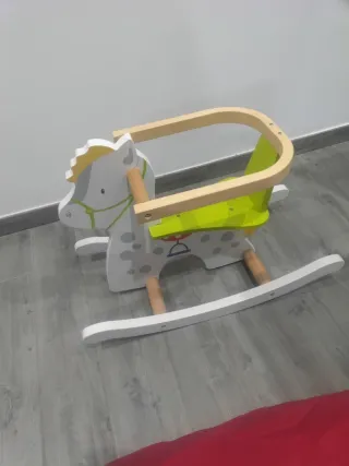 Caballo balancín para niños