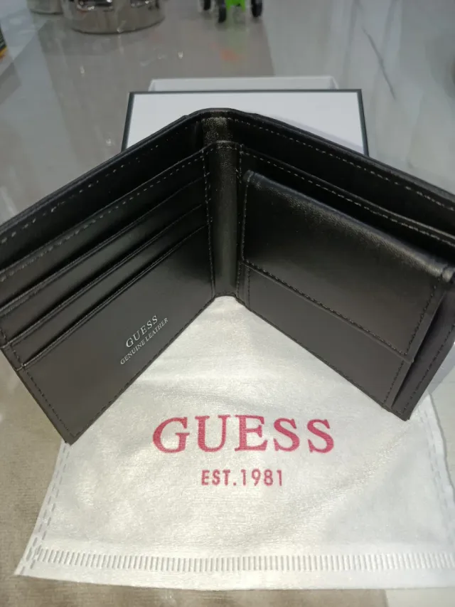Cartera Guess Negra
