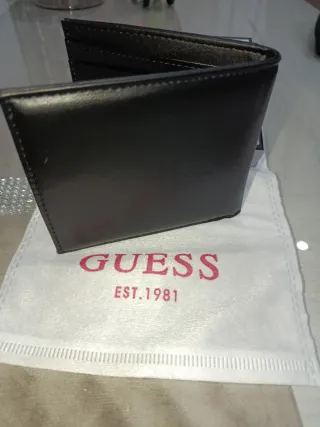 Cartera Guess Negra