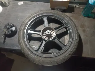 Llanta Derbi Variant