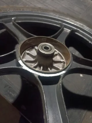 Llanta Derbi Variant