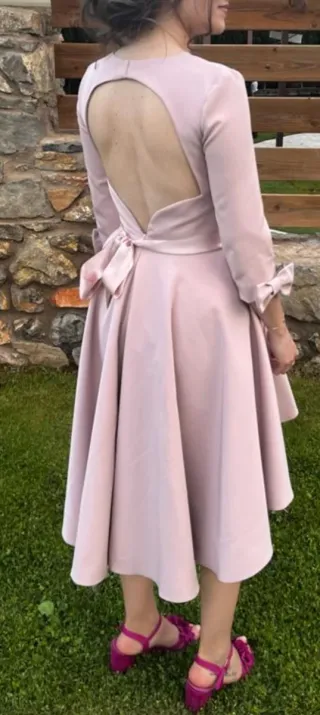 Vestido invitada beige y rosa