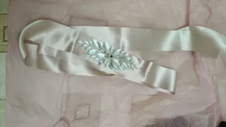 Vestido invitada beige y rosa