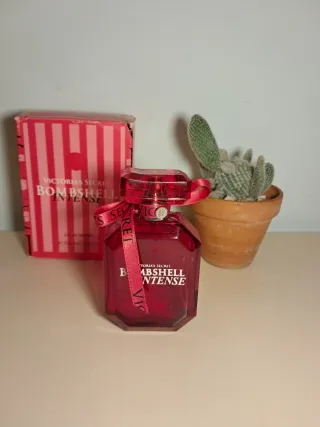 Victoria's Secret Bombshell Intense Perfume