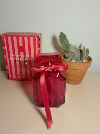 Victoria's Secret Bombshell Intense Perfume