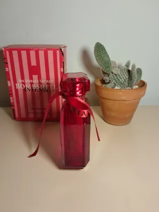 Victoria's Secret Bombshell Intense Perfume