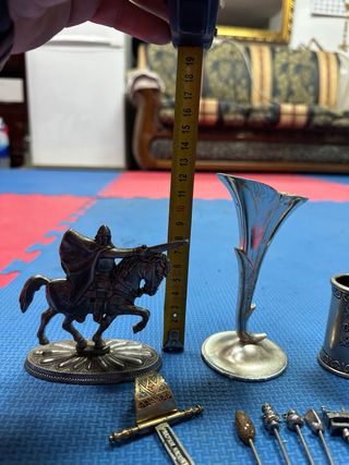 Adorno caballero medievales y espadas abre cartas