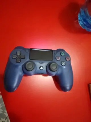 PS4 Camuflaje + 2 Juegos Call of Duty