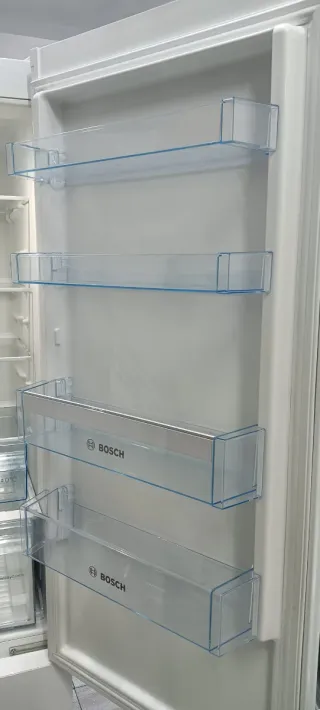 NEVERA COMBI BOSCH NO FROST ENERGÍA A+ 203x60x66cm