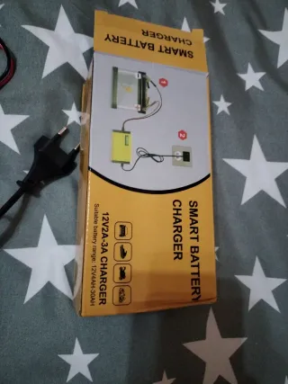 Cargador Batería Coche/Moto 12V-3A