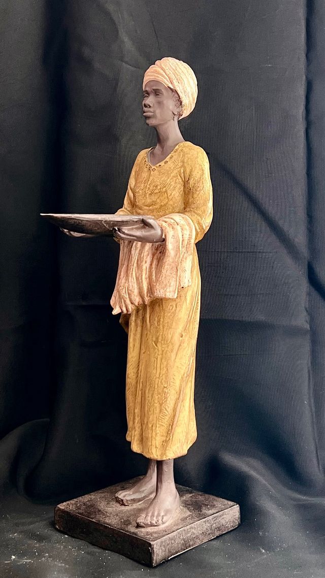 Figura decorativa mujer turbante Siempre en vitrin