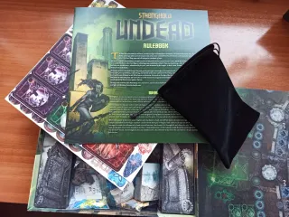 Juego de mesa Stronghold: Undead 2a Inglés