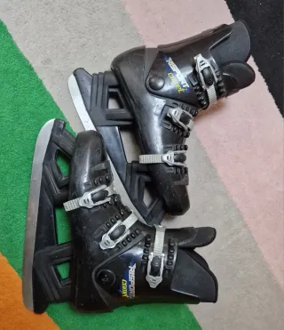 Pattini da ghiaccio Risport