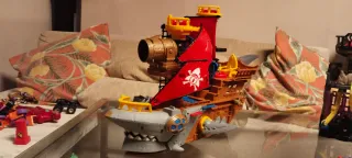 Barco Pirata Tiburón Fisher Price.