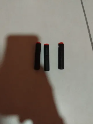 Pistola giocattolo futuristica